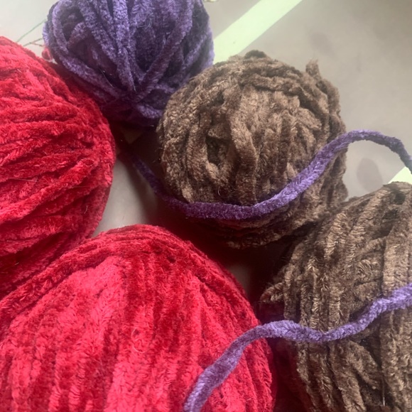 Assorted Chenille Yarn - Picture 2 of 9